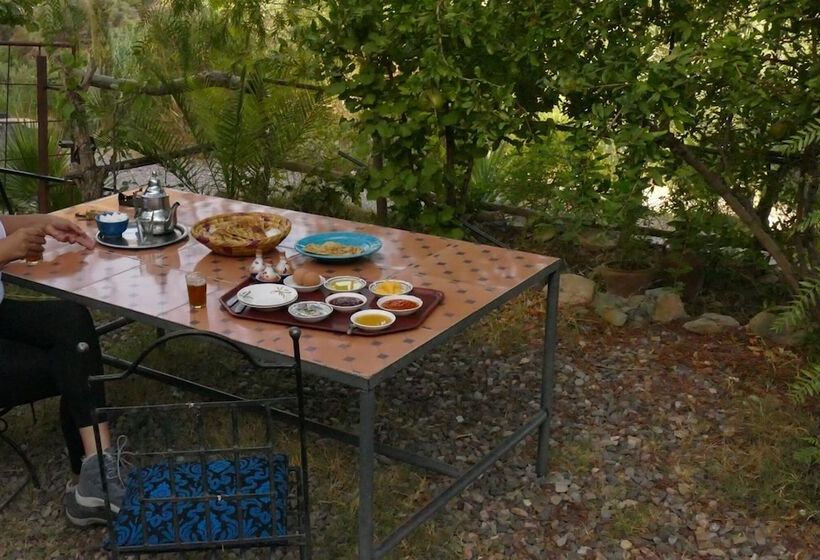 پانسیون Auberge Tigmmi N Tamazirte