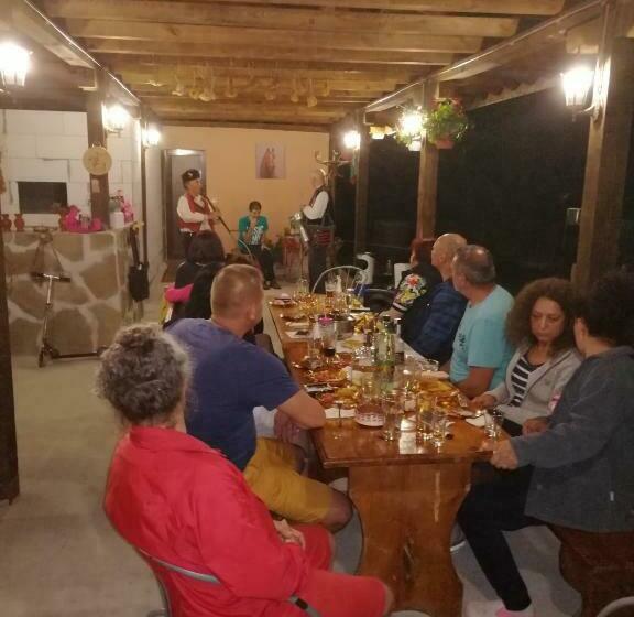 פנסיון Guest House Alfa Daniel