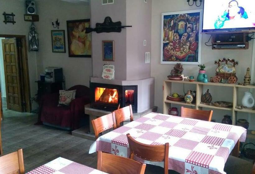 פנסיון Guest House Alfa Daniel