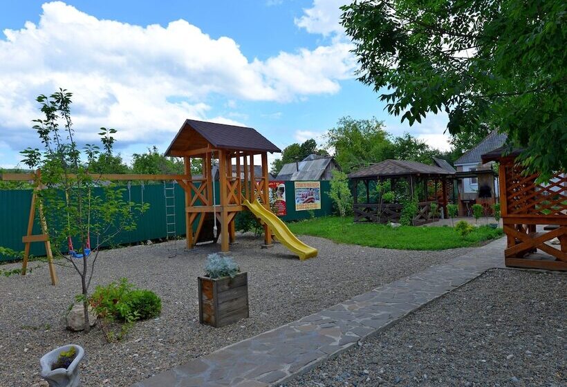 بنسيون Guest House Park Hadzhoh