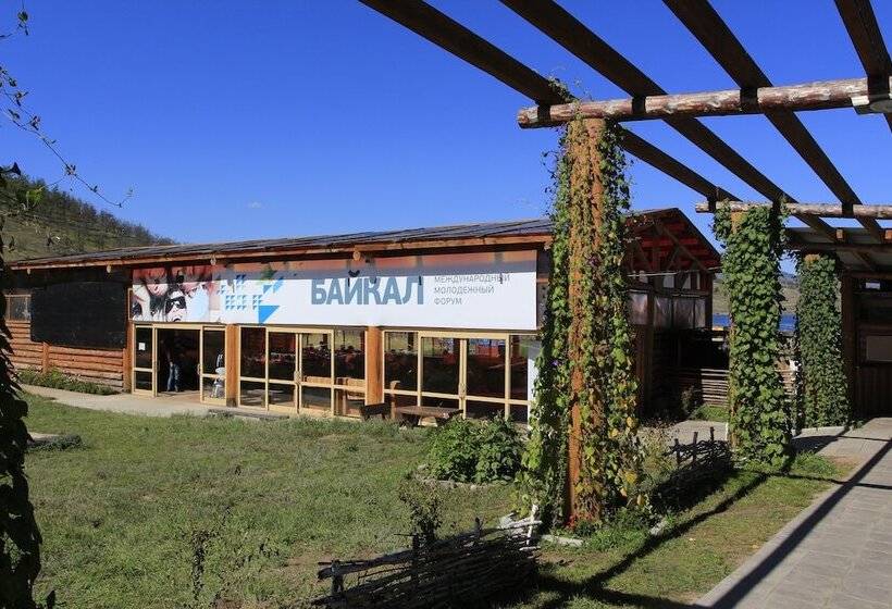 פנסיון Holiday Village Bayar