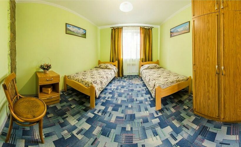 بنسيون Guest House Park Hadzhoh