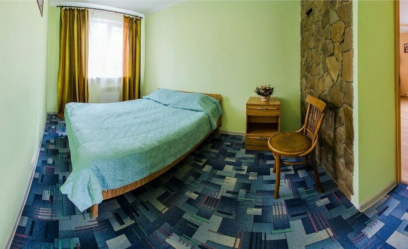 بنسيون Guest House Park Hadzhoh