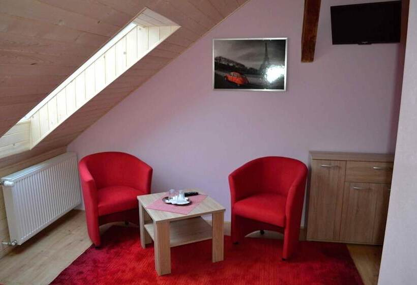 膳宿费 Penzión Manderlak