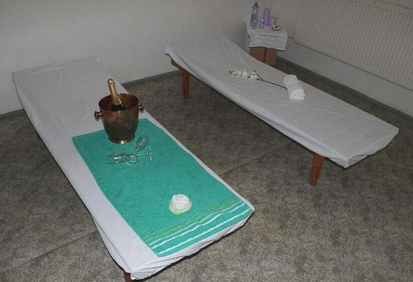 膳宿费 Penzion Bistár