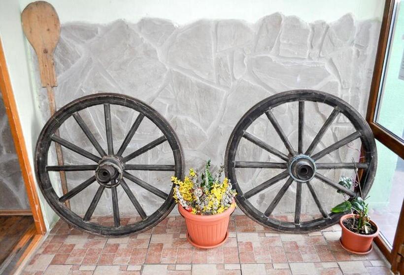 膳宿费 Penzion Bistár