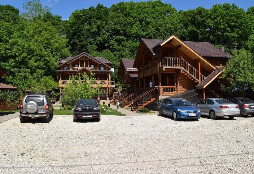 پانسیون Ryabinovie Busy Guest House