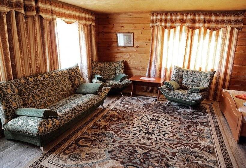 پانسیون Usadba Nabaimar