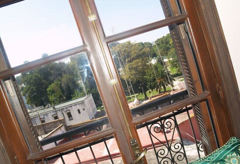 Tanja Lucia   Hostel