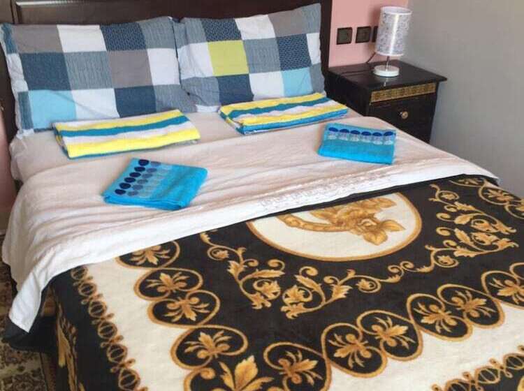 Tanja Lucia   Hostel