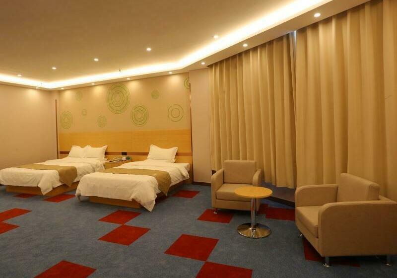 בית מלון כפרי Greentree Inn Hunchun Old Bus Station