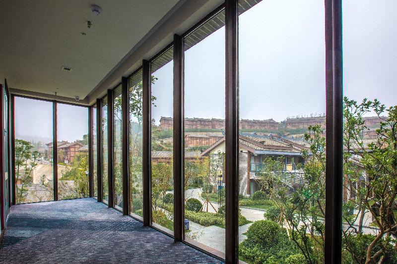 فندق Holiday Inn Express Guizhou Qinglong, An Ihg