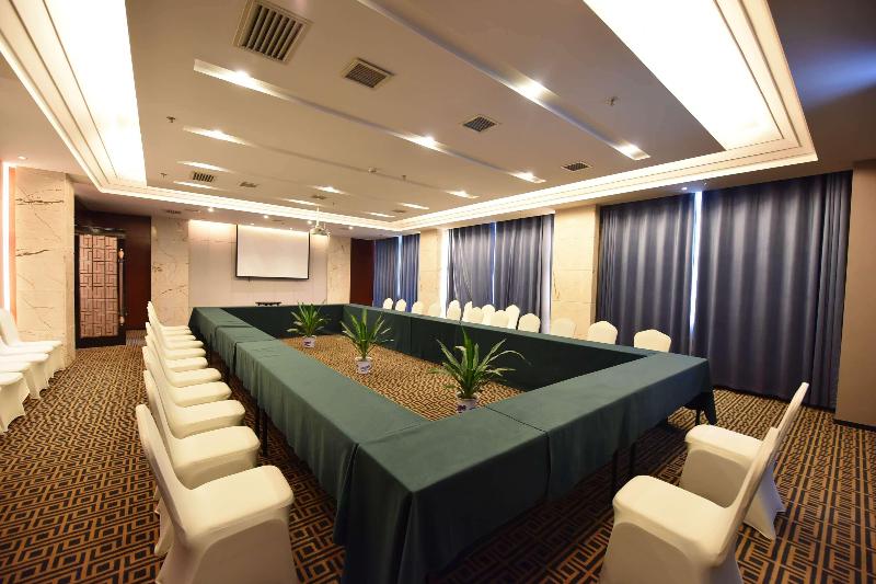 ホテル Ramada Wyndham Yingcheng