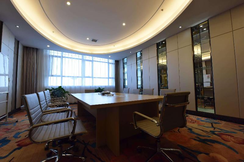 ホテル Ramada Wyndham Yingcheng