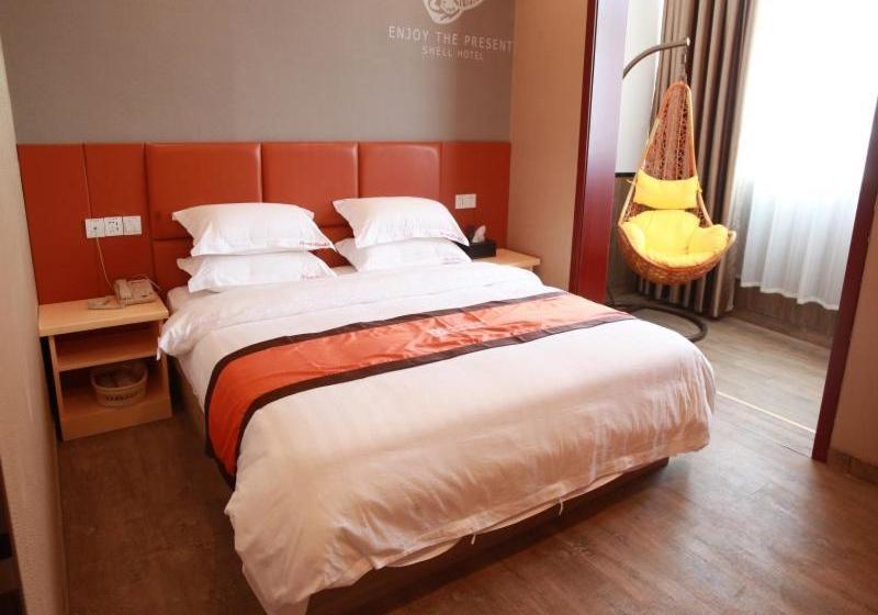 בית מלון כפרי Shell Xinyang Huangchuan County Railway Station