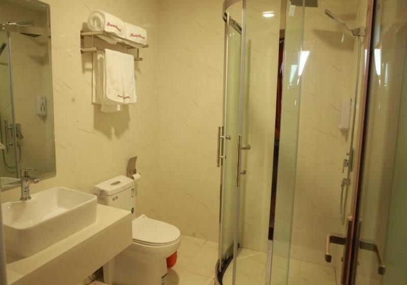 בית מלון כפרי Shell Xinyang Huangchuan County Railway Station