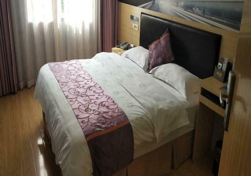 Thank Inn Chain Hotel Guizhou South Prefecture Longli County High Speed Railway Station