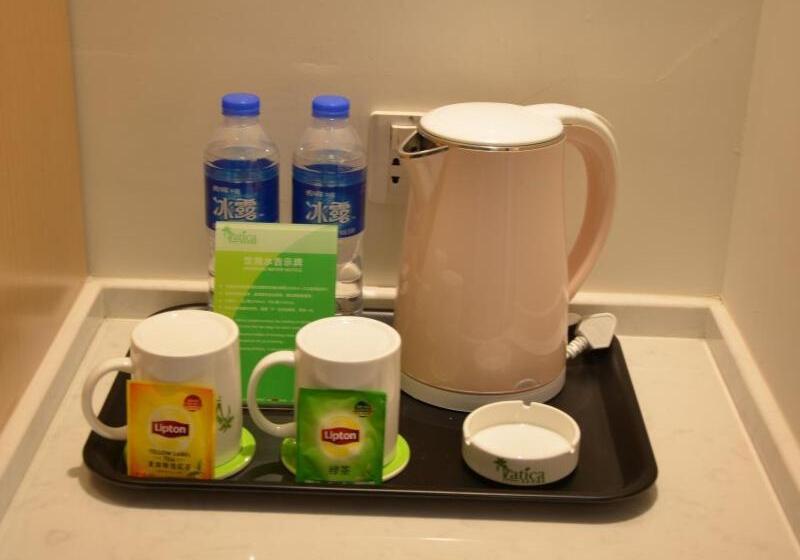 Отель Vatica Xuzhou Suining Bus Station Bayi West Road