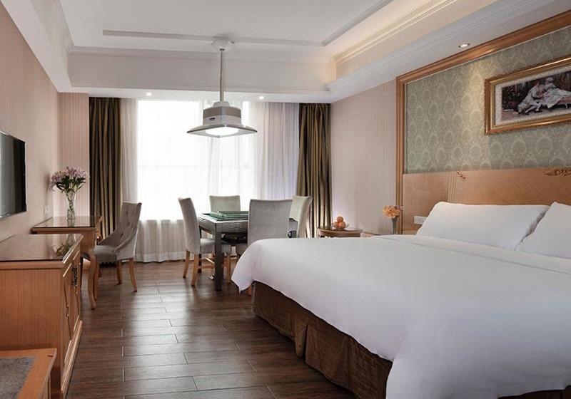 Vienna Hotel Yueyang Huarong Avenue