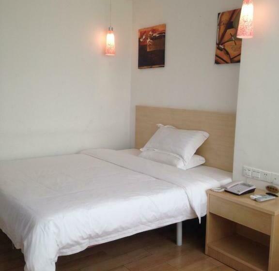 Thank Inn Chain Hotel Guangdong Heyuan East Longchuang Road