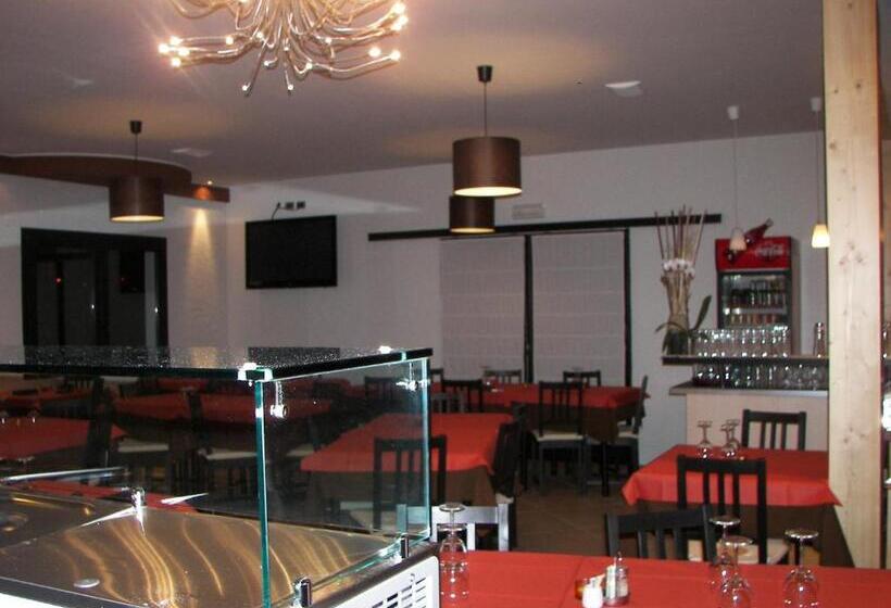 בית מלון כפרי Albergo Sangrilà