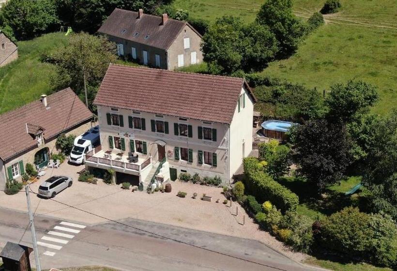 ホテル Auberge De La Chaloire