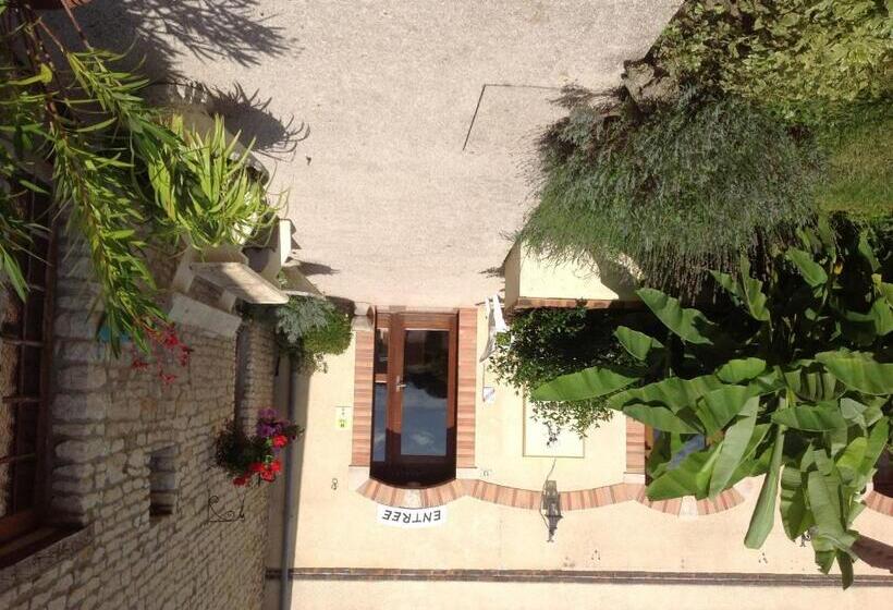 Отель Logis Auberge De La Plaine