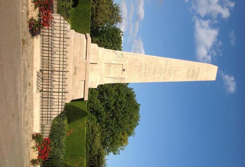 Отель Logis Auberge De La Plaine