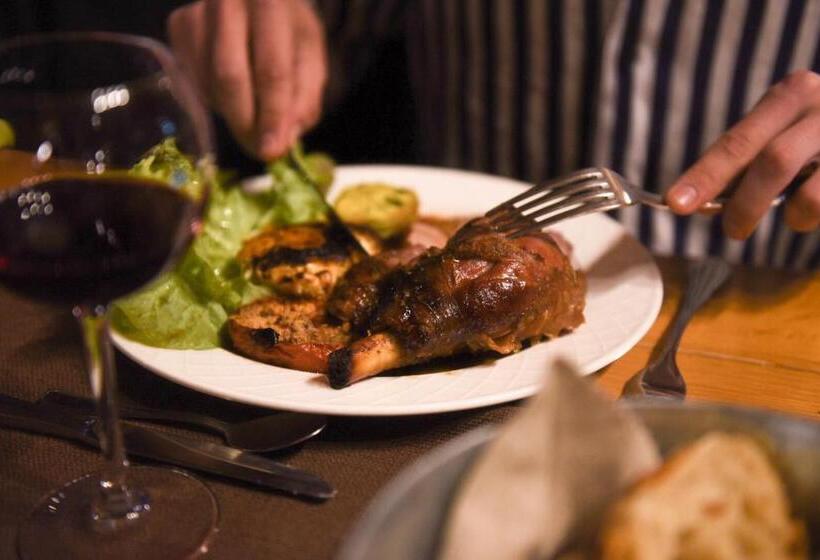 酒店 Auberge De La Tour De Brison