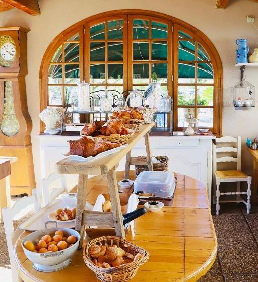 酒店 Auberge De La Tour De Brison