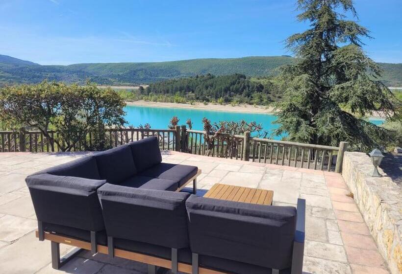 Отель Auberge Des Salles