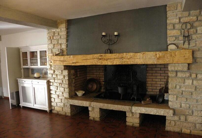 Отель Auberge Des Salles