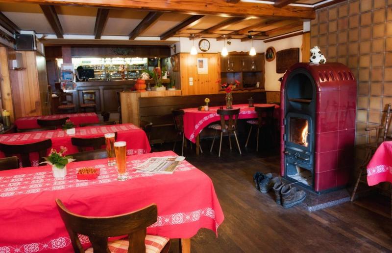 호텔 Logis Auberge Du Mehrbachel   Hôtel & Restaurant