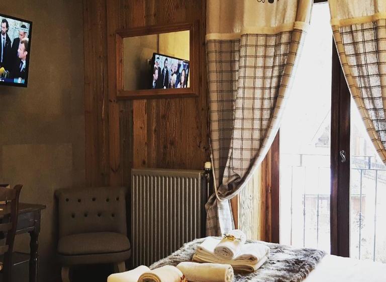 Отель Auberge Des Gorges De La Diosaz