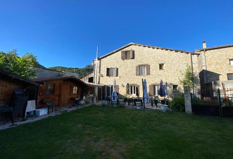 בית מלון כפרי Auberge Lou Jas