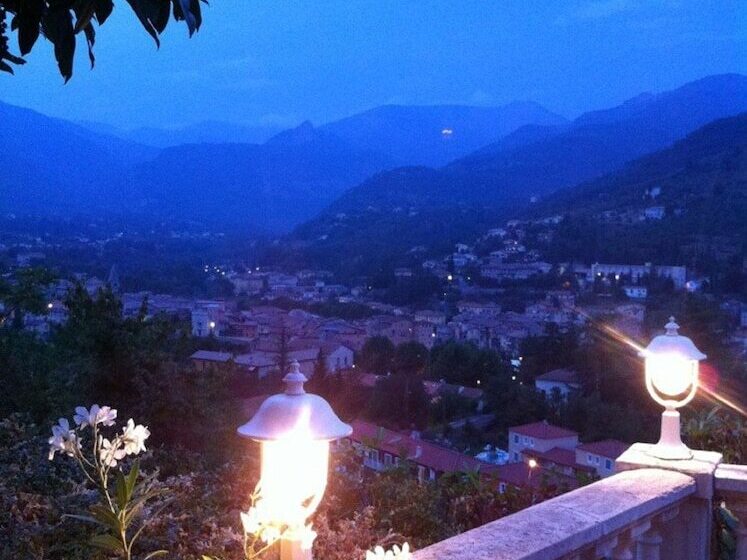 فندق Auberge Provencale