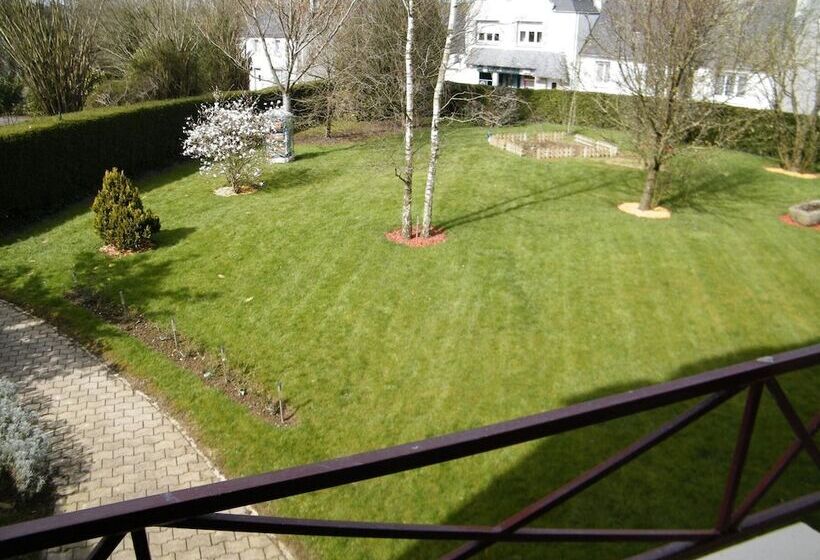 בית מלון כפרי Auberge Saint Thegonnec