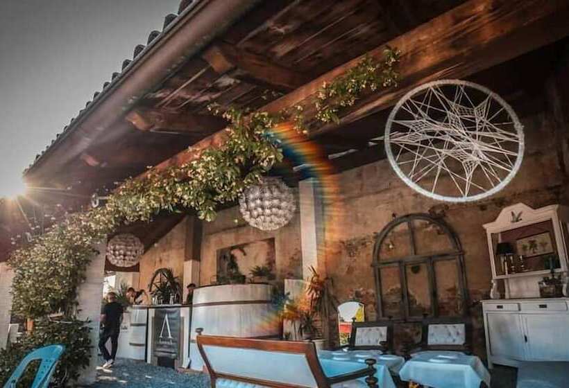 בית מלון כפרי Castello San Giuseppe   Historical Bed And Breakfast