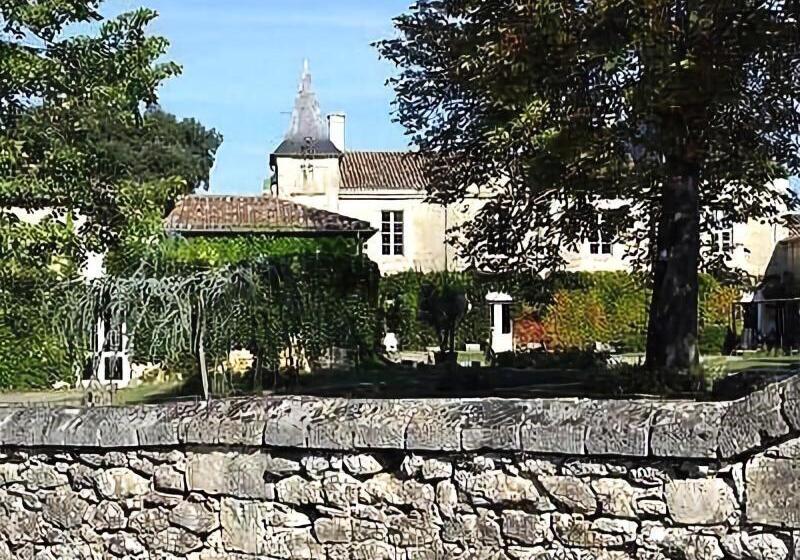 בית מלון כפרי Château Fleur De Roques   Puisseguin Saint Emilion