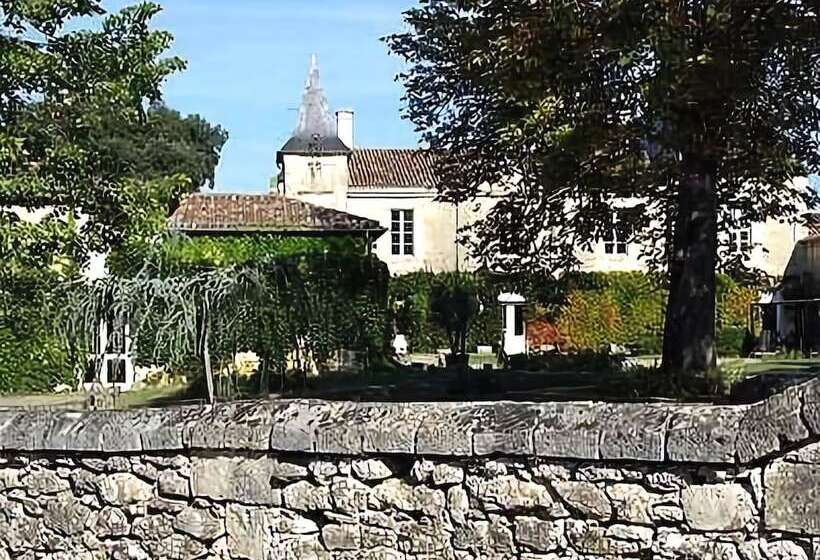 בית מלון כפרי Château Fleur De Roques   Puisseguin Saint Emilion