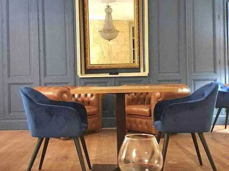 בית מלון כפרי Château Fleur De Roques   Puisseguin Saint Emilion