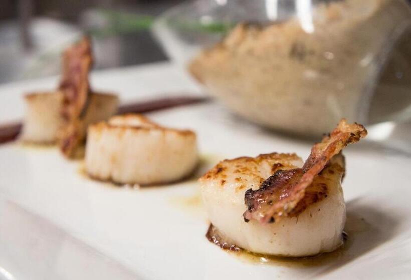 Отель De France