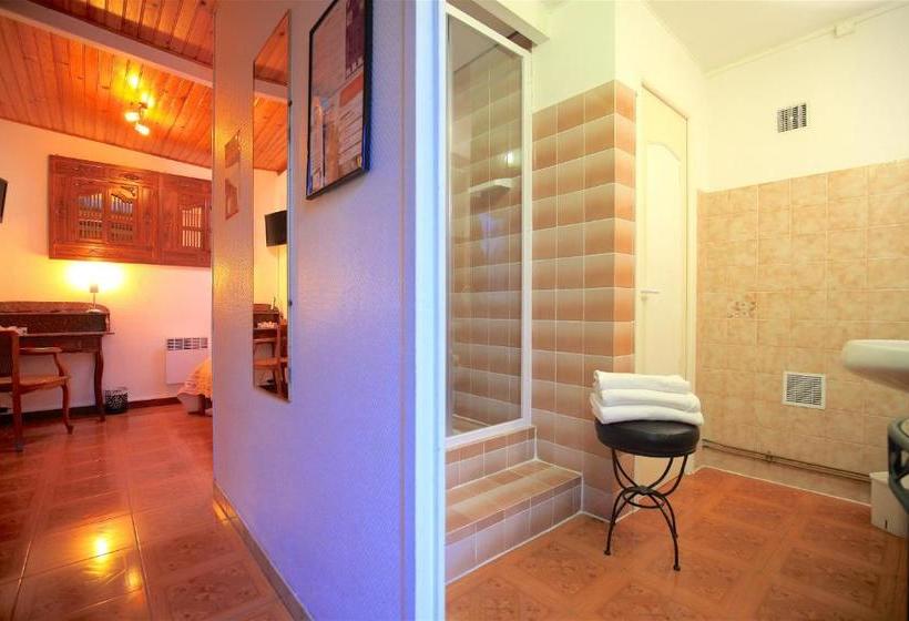 Отель De La Pagézie