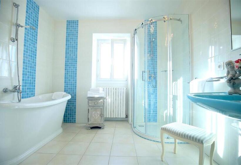 Отель De La Pagézie