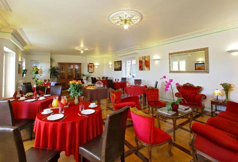 Отель De La Pagézie