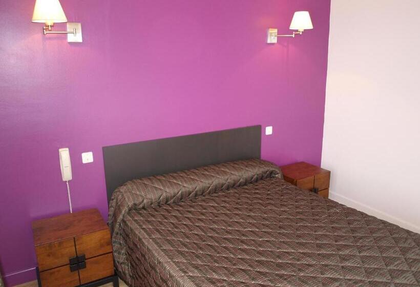 Logis Hotel Restaurant Des Voyageurs