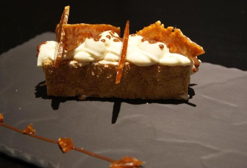 Logis Hotel Restaurant Des Voyageurs