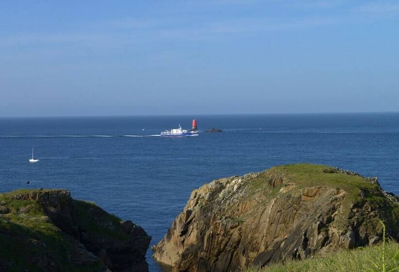 호텔 Hostellerie De La Pointe Saint Mathieu   Spa & Restaurant