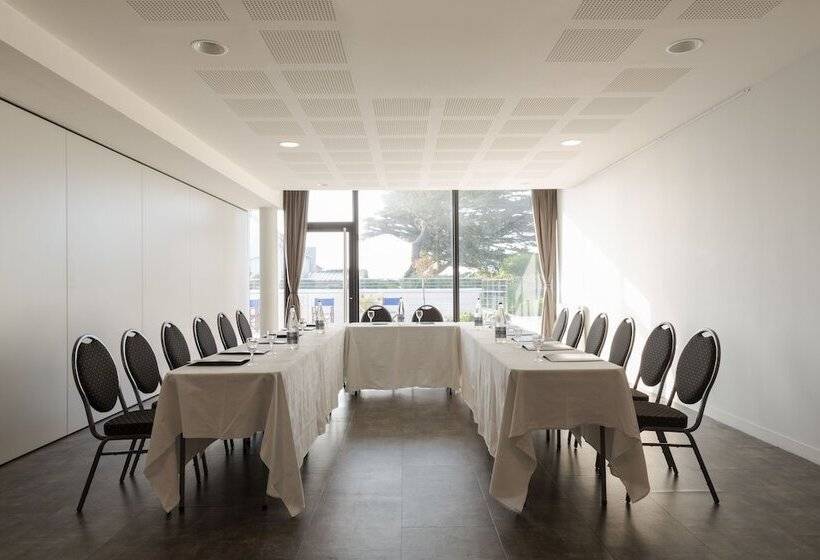 호텔 Hostellerie De La Pointe Saint Mathieu   Spa & Restaurant