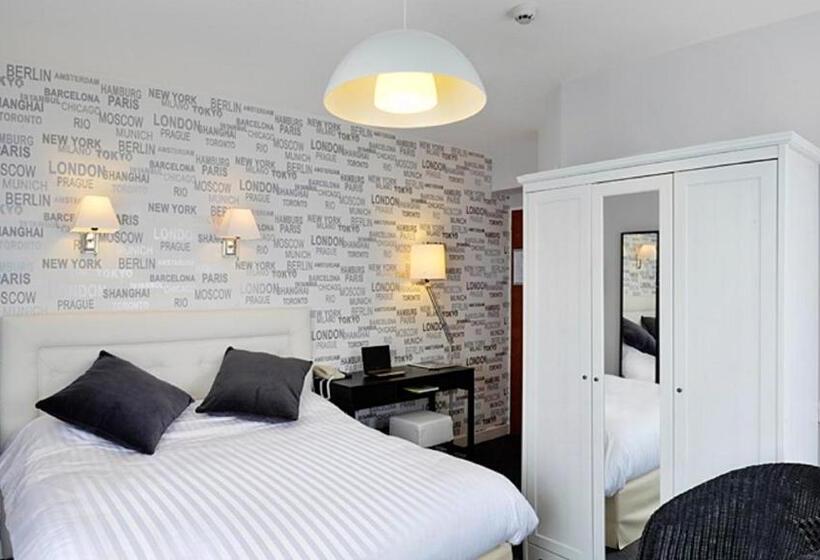 בית מלון כפרי Hôtel Calme Des Pins & Spa